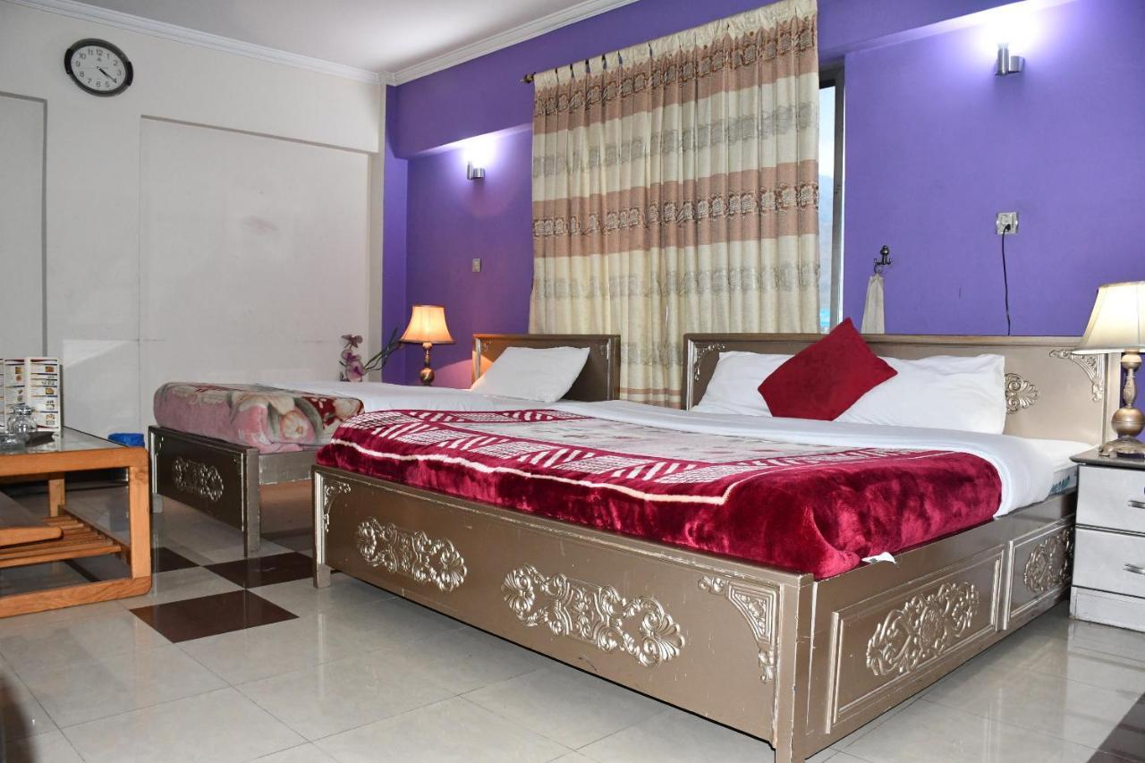 Mir Continental Hotel Muzaffarabad Buitenkant foto